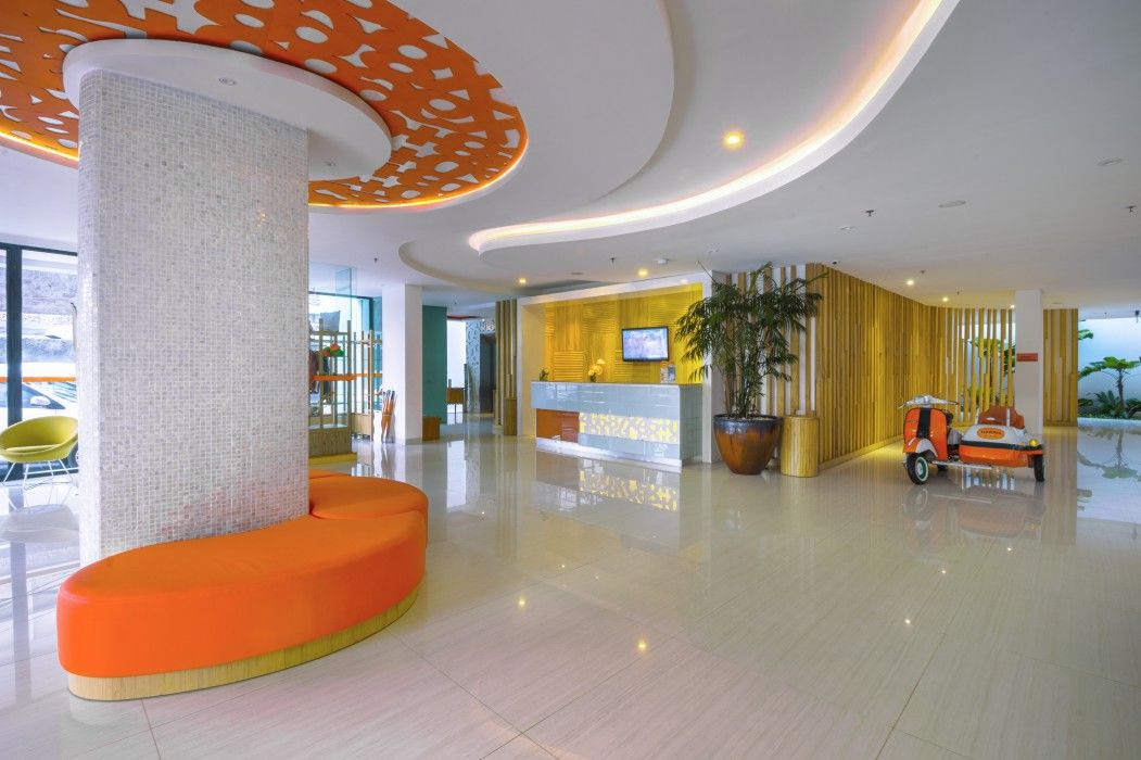 Harris Hotel Raya Kuta Lombok Exteriör bild