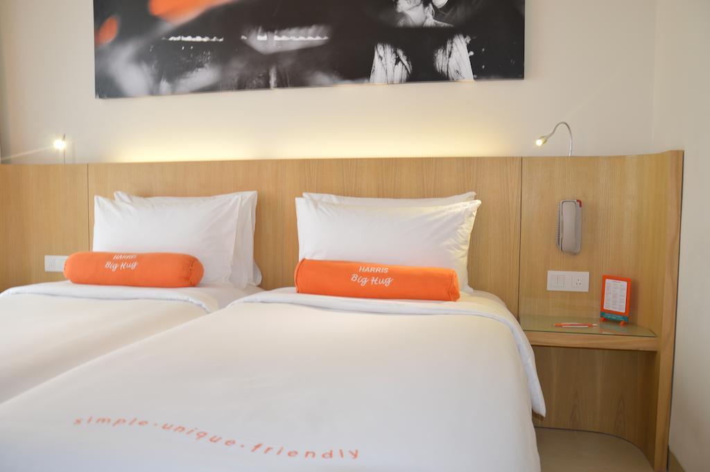 Harris Hotel Raya Kuta Lombok Exteriör bild